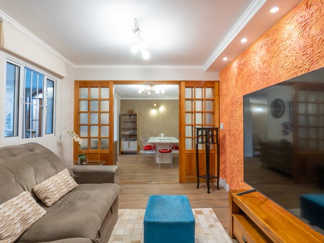 Foto do Sobrado - Sobrado para venda em Parque Jabaquara com 3 quartos, sendo 1 suíte, 240m² | Lares e Andares Imóveis