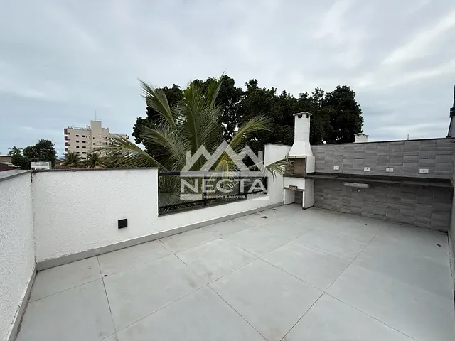 Sobrado com 144m² 3 quartos e 2 banheiros, à venda, no bairro Capricórnio I em Caraguatatuba