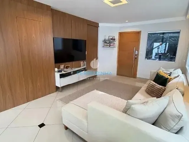 Sobrado com 250m² 4 quartos e 2 banheiros, à venda, no bairro Urbanova VII em São José Dos Campos