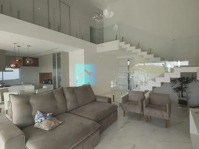 Sobrado com 460m² 3 quartos e 4 banheiros, à venda, no bairro Alphaville em Santana de Parnaíba