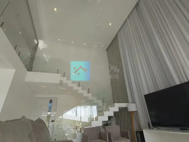 Sobrado com 460m² 3 quartos e 4 banheiros, à venda, no bairro Alphaville em Santana de Parnaíba