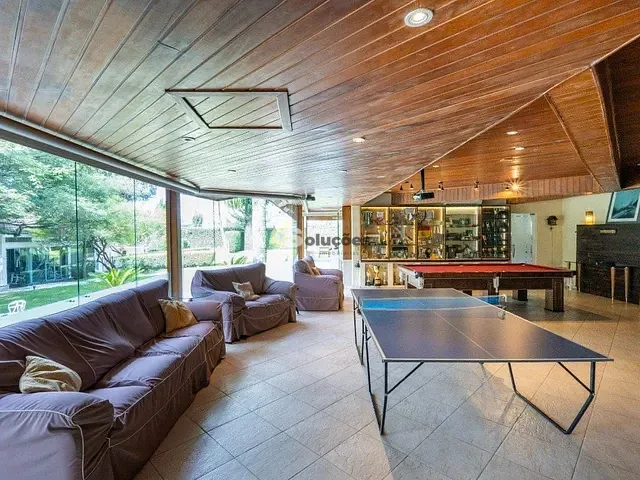 Sobrado 5 quartos e 5 banheiros, à venda ou para alugar, no bairro Chácara Monte Alegre em São Paulo