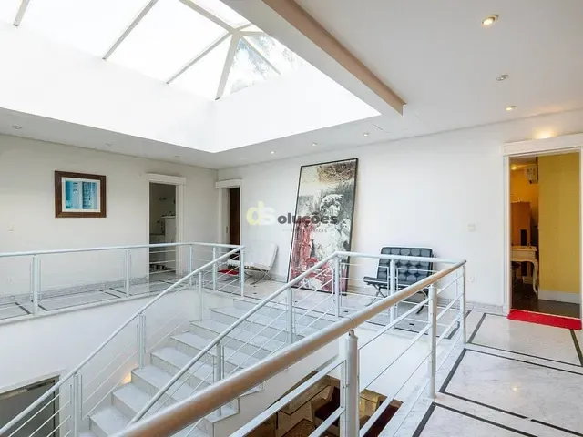 Sobrado 5 quartos e 5 banheiros, à venda ou para alugar, no bairro Chácara Monte Alegre em São Paulo