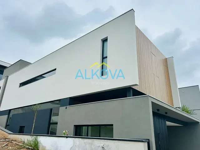 Sobrado com 450m² 4 quartos e 6 banheiros, à venda, no bairro Condomínio Residencial Alphaville II em São José dos Campos