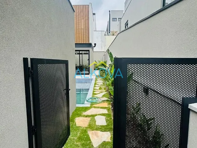 Sobrado com 450m² 4 quartos e 6 banheiros, à venda, no bairro Condomínio Residencial Alphaville II em São José dos Campos