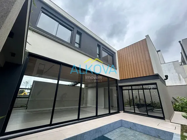 Sobrado com 450m² 4 quartos e 6 banheiros, à venda, no bairro Condomínio Residencial Alphaville II em São José dos Campos