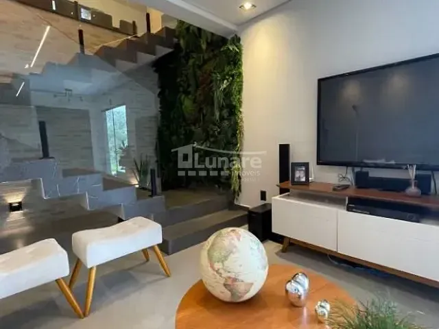 Sobrado com 286m² 3 quartos e 3 banheiros, à venda, no bairro Cézar de Souza em Mogi das Cruzes