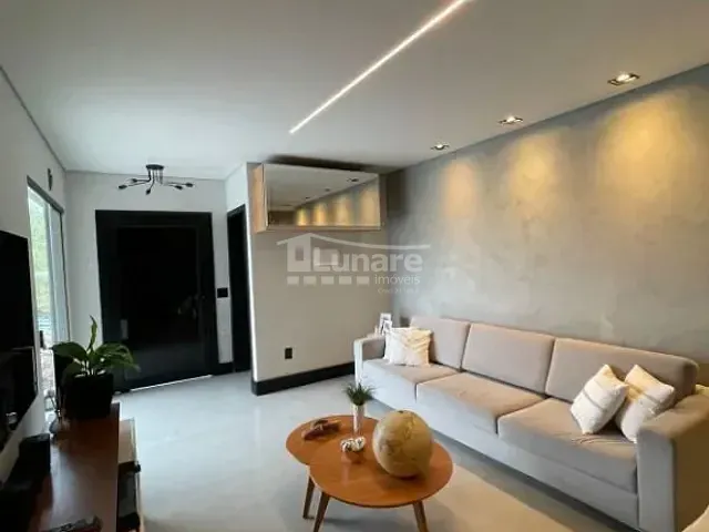 Sobrado com 286m² 3 quartos e 3 banheiros, à venda, no bairro Cézar de Souza em Mogi das Cruzes