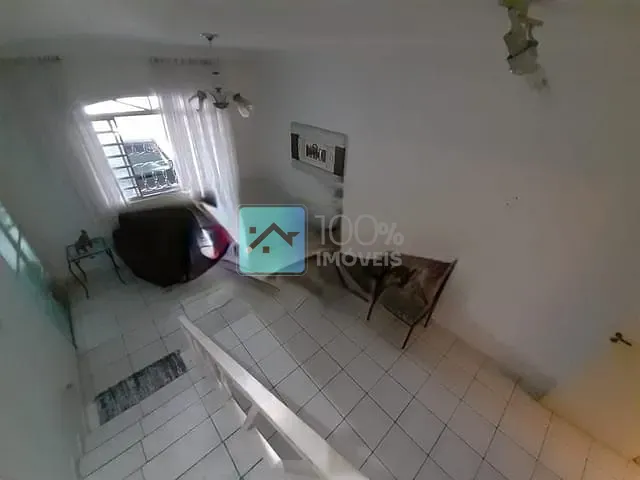 Sobrado com 125m² 5 quartos e 3 banheiros, à venda ou para alugar, no bairro Jardim Del Rey em São José dos Campos
