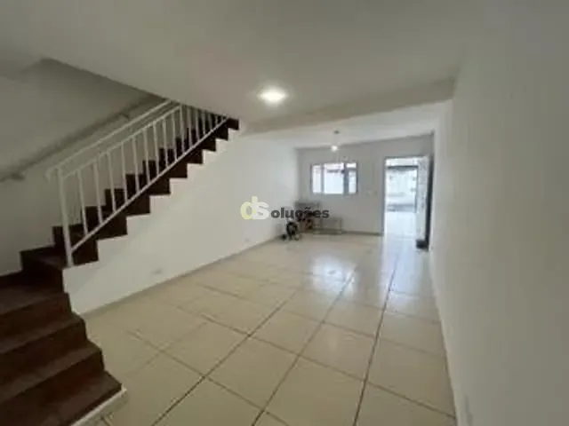 Sobrado 2 quartos e 2 banheiros, à venda, no bairro Parque Ipê em São Paulo