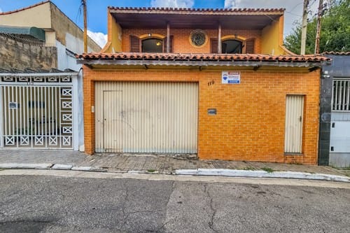 Foto do Sobrado-Sobrado para venda em Vila Nova com 5 quartos, sendo 1 suíte, 200m²