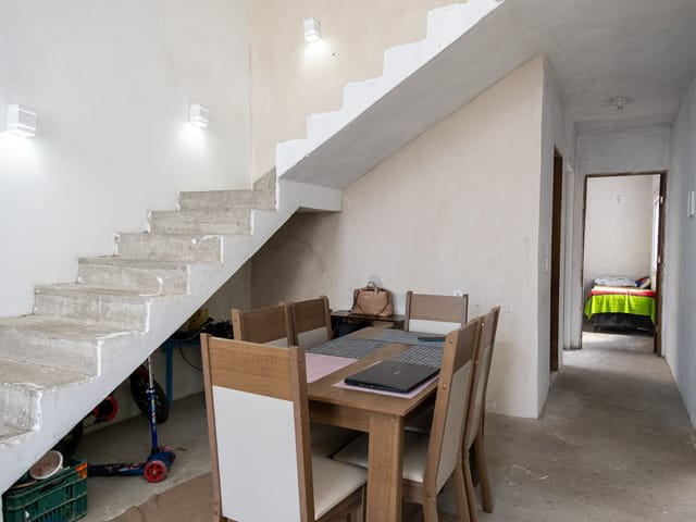 Casa com 175m² 4 quartos e 2 banheiros, à venda, no bairro Areal em Pelotas