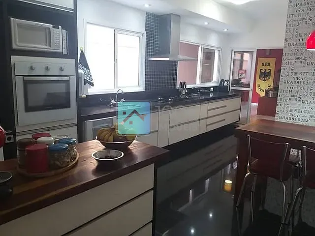 Sobrado com 125m² 3 quartos e 3 banheiros, à venda, no bairro Bosque dos Eucaliptos em São José dos Campos