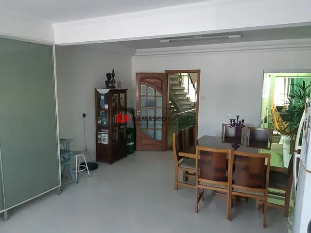 Sobrado com 254m² 4 quartos e 4 banheiros, à venda, no bairro Vila Floresta em Santo André