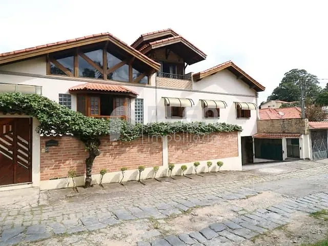 Sobrado 4 quartos e 3 banheiros, à venda, no bairro Vila Irmãos Arnoni em São Paulo