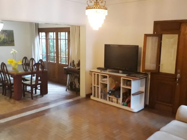 Sobrado com 300m² 3 quartos e 3 banheiros, à venda, no bairro Mirandópolis em São Paulo