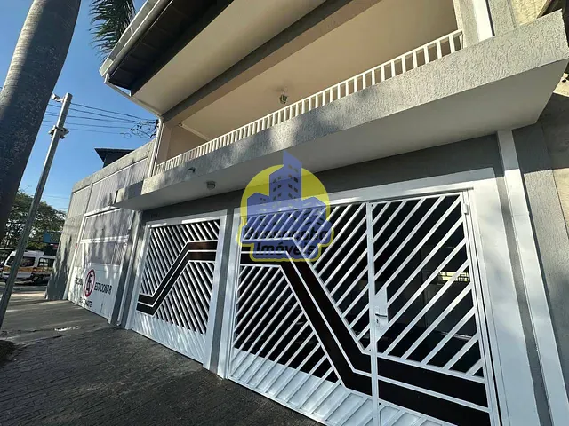 Sobrado 3 quartos e 4 banheiros, à venda, no bairro Jardim D'Abril em São Paulo