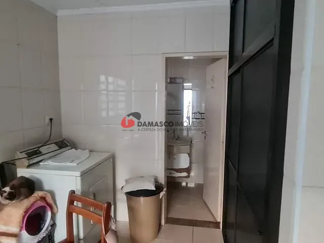 Sobrado com 293m² 3 quartos e 1 banheiro, à venda, no bairro Cerâmica em São Caetano do Sul