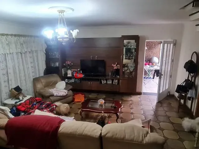 Sobrado com 293m² 3 quartos e 1 banheiro, à venda, no bairro Cerâmica em São Caetano do Sul