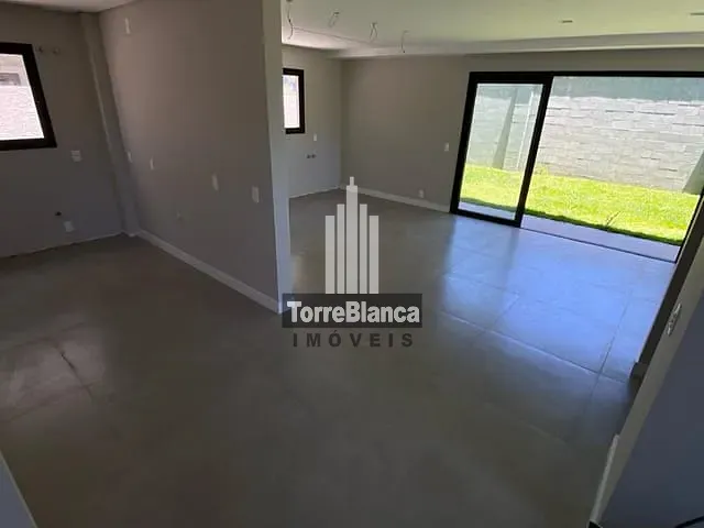 Sobrado com 300m² 3 quartos e 4 banheiros, à venda, no bairro Jardim Carvalho em Ponta Grossa