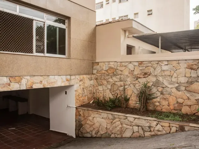 Sobrado com 320m² 3 quartos e 5 banheiros, à venda, no bairro Chácara Inglesa em São Paulo