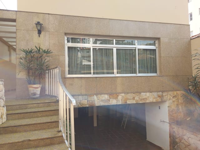 Sobrado com 320m² 3 quartos e 5 banheiros, à venda, no bairro Chácara Inglesa em São Paulo