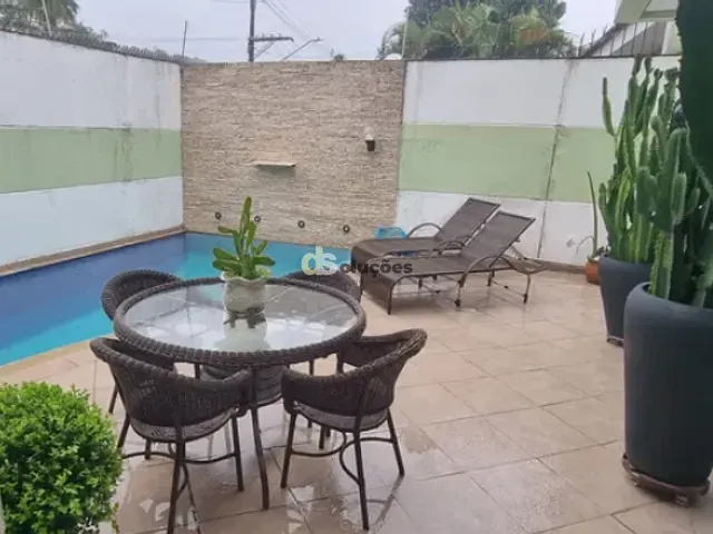 Sobrado 4 quartos e 6 banheiros, à venda, no bairro Horto Florestal em São Paulo