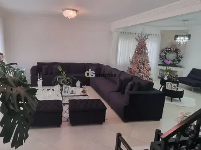 Sobrado 4 quartos e 6 banheiros, à venda, no bairro Horto Florestal em São Paulo