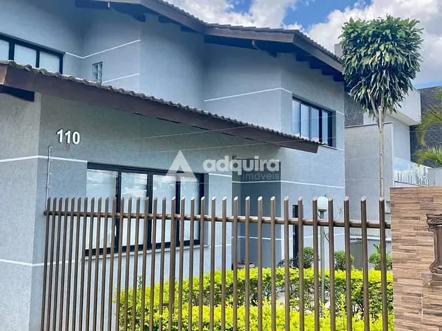 Sobrado com 300m² 4 quartos e 4 banheiros, à venda, no bairro Orfãs em Ponta Grossa