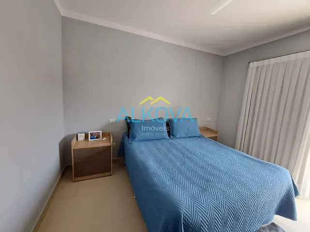 Sobrado com 125m² 3 quartos e 2 banheiros, à venda, no bairro Jardim das Indústrias em São José dos Campos