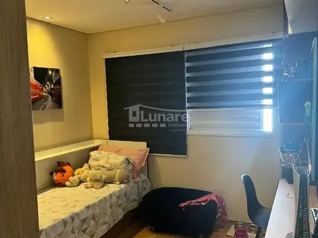 Sobrado 3 quartos e 2 banheiros, à venda, no bairro Centro em Mogi das Cruzes