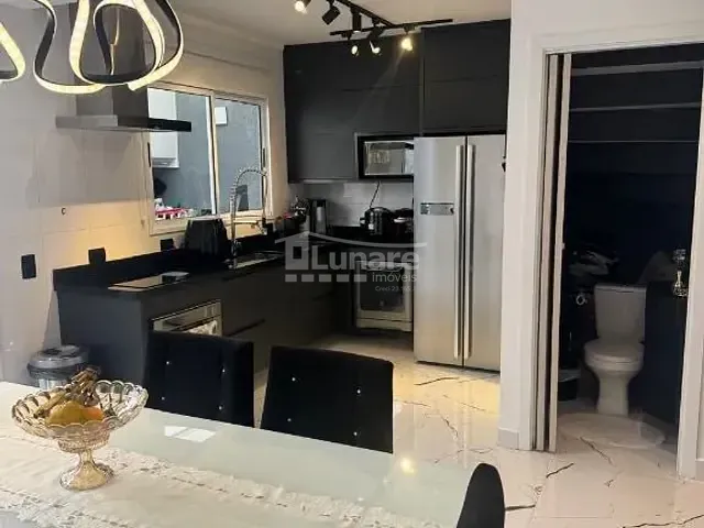 Sobrado 3 quartos e 2 banheiros, à venda, no bairro Centro em Mogi das Cruzes