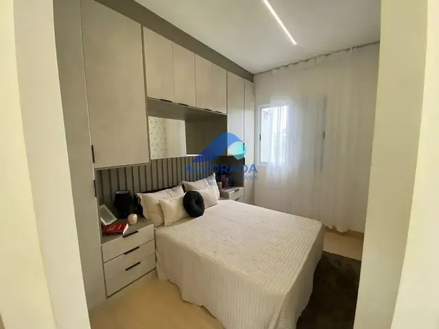 Sobrado com 100m² 2 quartos e 1 banheiro, à venda, no bairro Eugênio de Mello em São José Dos Campos