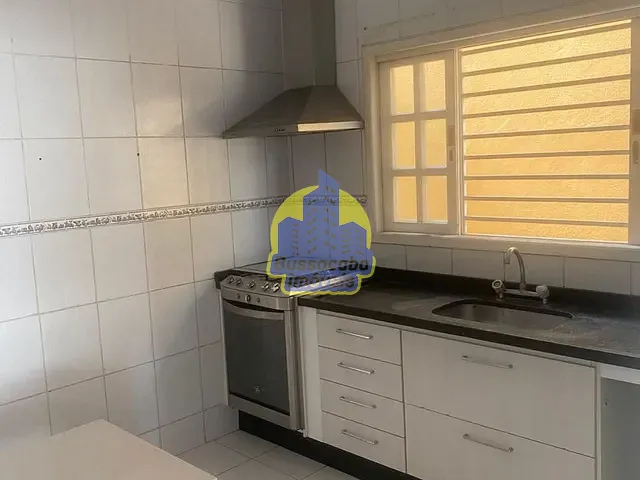Sobrado com 200m² 3 quartos e 3 banheiros, à venda, no bairro Vila Yara em Osasco