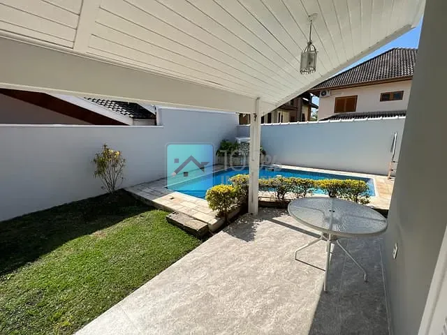 Sobrado com 343m² 4 quartos e 4 banheiros, à venda, no bairro Urbanova II em São José dos Campos
