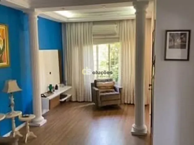 Sobrado 3 quartos e 2 banheiros, à venda, no bairro Vila Madalena em São Paulo