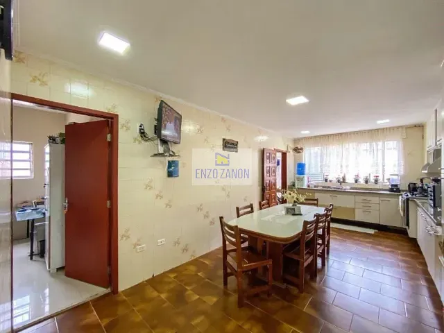 Sobrado com 280m² 4 quartos e 4 banheiros, à venda, no bairro Jardim Nova Petrópolis em São Bernardo do Campo