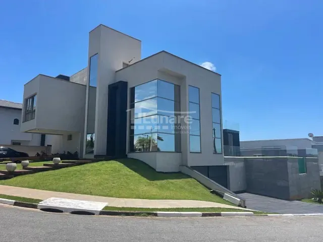 Sobrado com 775m² 3 quartos e 5 banheiros, à venda, no bairro Jardim Aracy em Mogi das Cruzes
