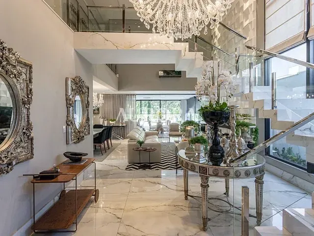 Sobrado com 364m² 4 quartos e 4 banheiros, à venda, no bairro Terra Bonita em Londrina