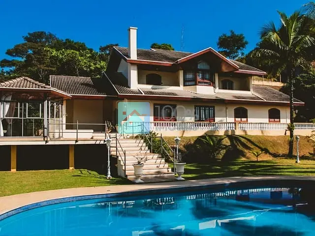 Sobrado com 3660m², à venda, no bairro Quinta das Flores em São José dos Campos