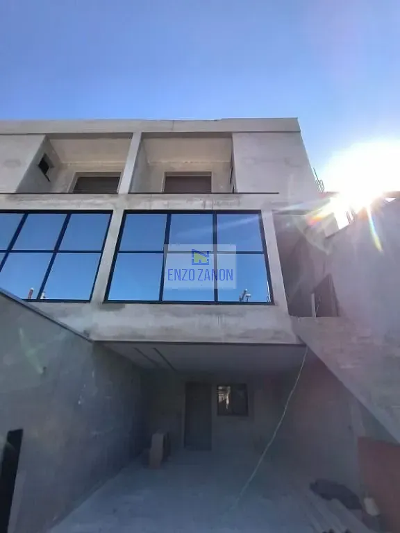 Sobrado, 3 quartos, 241 m² - Foto 2