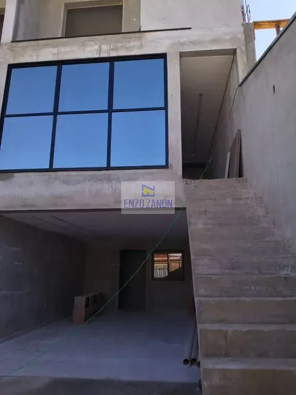 Sobrado, 3 quartos, 241 m² - Foto 1