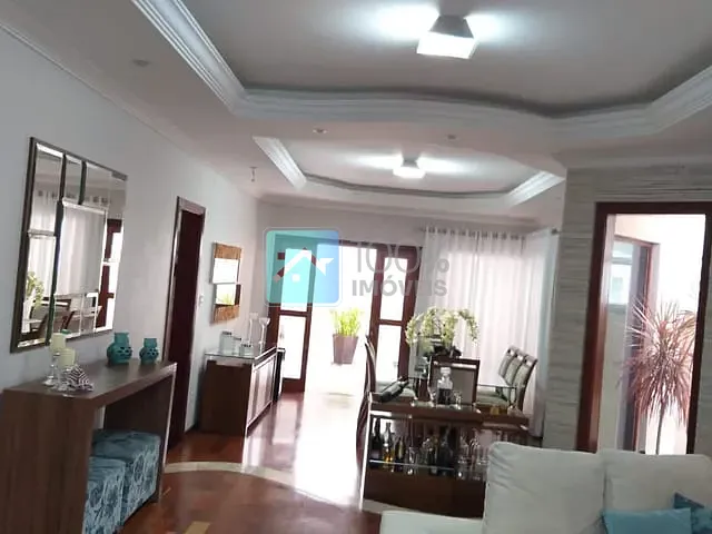 Sobrado com 260m² 3 quartos e 4 banheiros, à venda, no bairro Urbanova em São José dos Campos