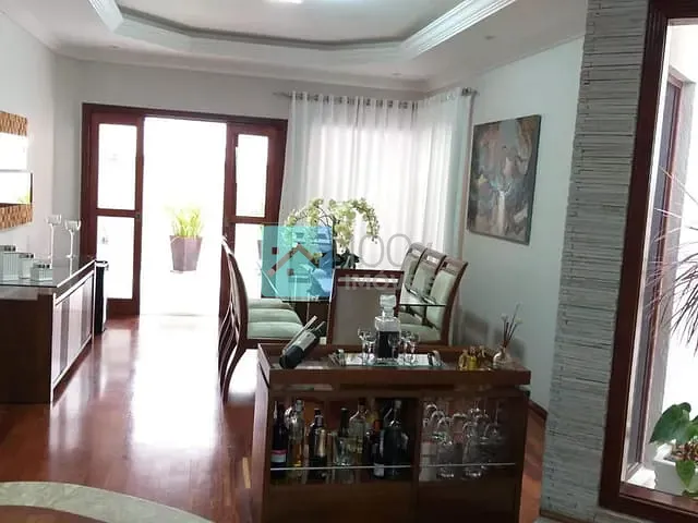 Sobrado com 260m² 3 quartos e 4 banheiros, à venda, no bairro Urbanova em São José dos Campos