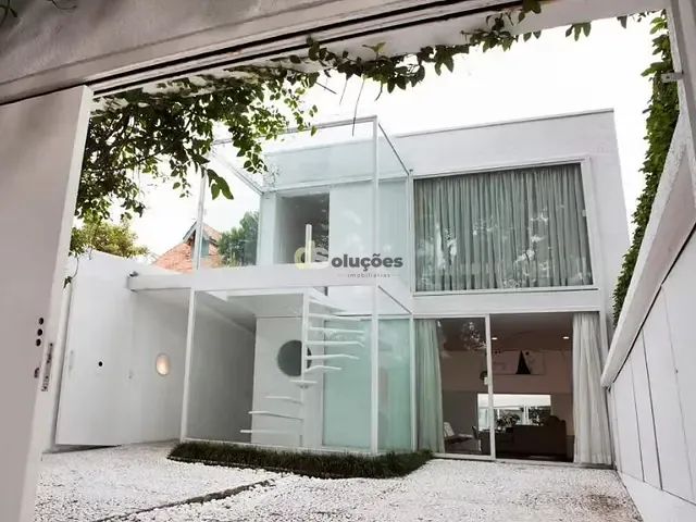 Sobrado com 238m² 3 quartos e 5 banheiros, à venda, no bairro Jardim Paulistano em São Paulo