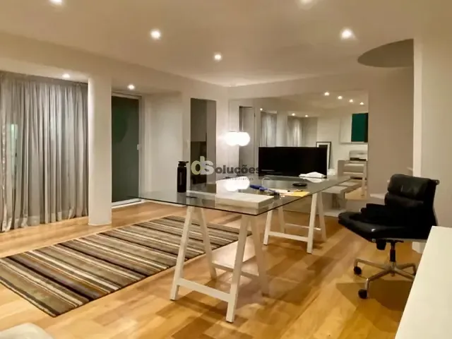 Sobrado com 238m² 3 quartos e 5 banheiros, à venda, no bairro Jardim Paulistano em São Paulo