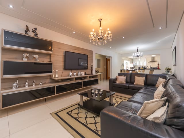 Foto do Sobrado - Sobrado para venda em Parque São Lucas com 3 quartos, sendo 3 suítes, 240m² | Lares e Andares Imóveis