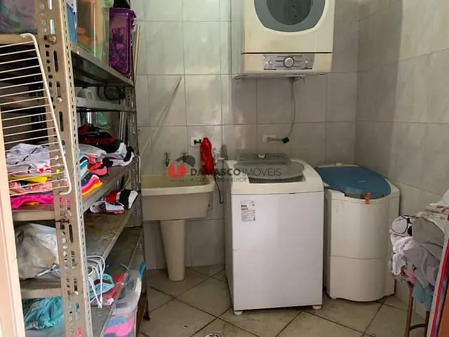 Sobrado com 156m² 3 quartos e 1 banheiro, à venda, no bairro Olímpico em São Caetano do Sul