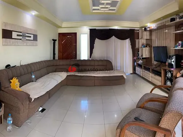 Sobrado com 156m² 3 quartos e 1 banheiro, à venda, no bairro Olímpico em São Caetano do Sul