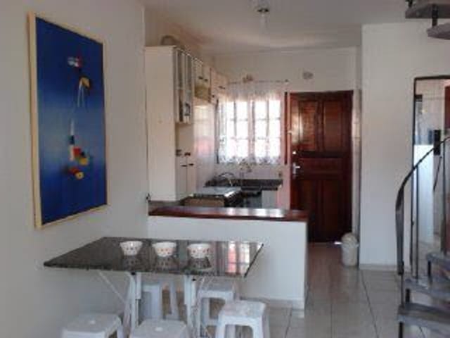 Foto do Sobrado - Sobrado com 2 dormitórios à venda, 65 m² por R$ 280.000 - Jardim Britânia - Caraguatatuba/SP | RUSSI IMÓVEIS